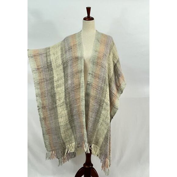 MANOS DEL URUGUAY OS S M L Virgin Wool Pastel Wrap Poncho Shawl Fringe Open NWT - Picture 1 of 8